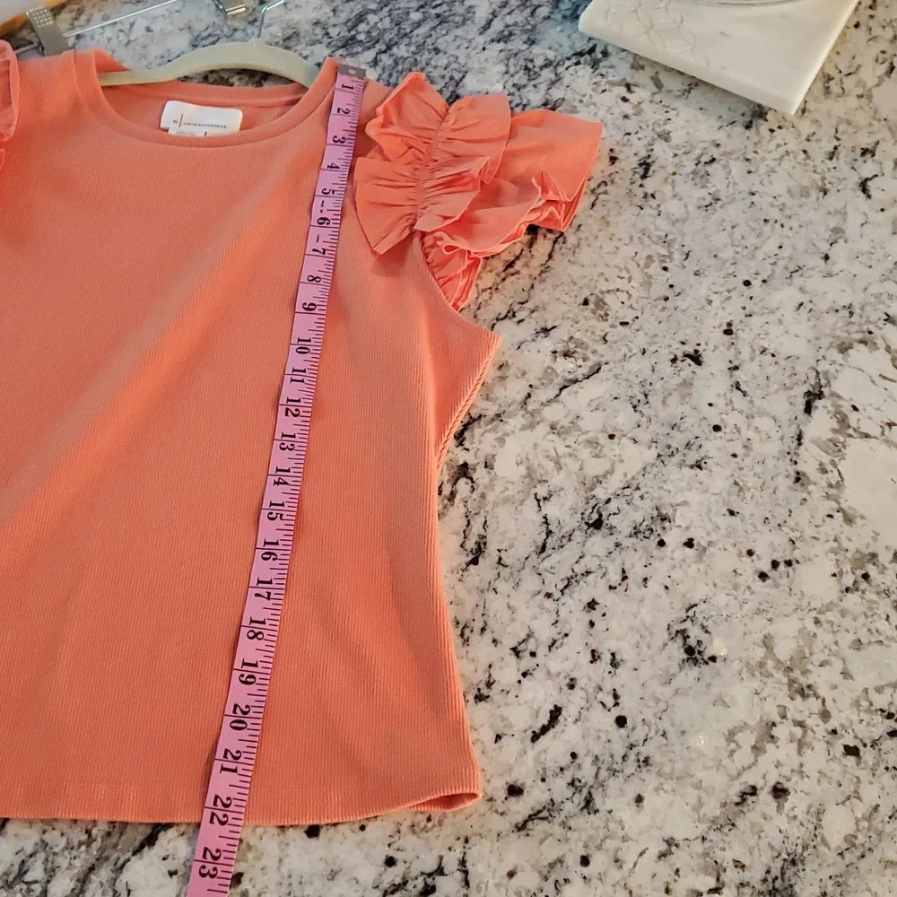 Anthroplogy Ruffled sleeve Top - Picture 9 of 9